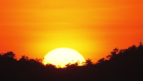 view of setting sun.
