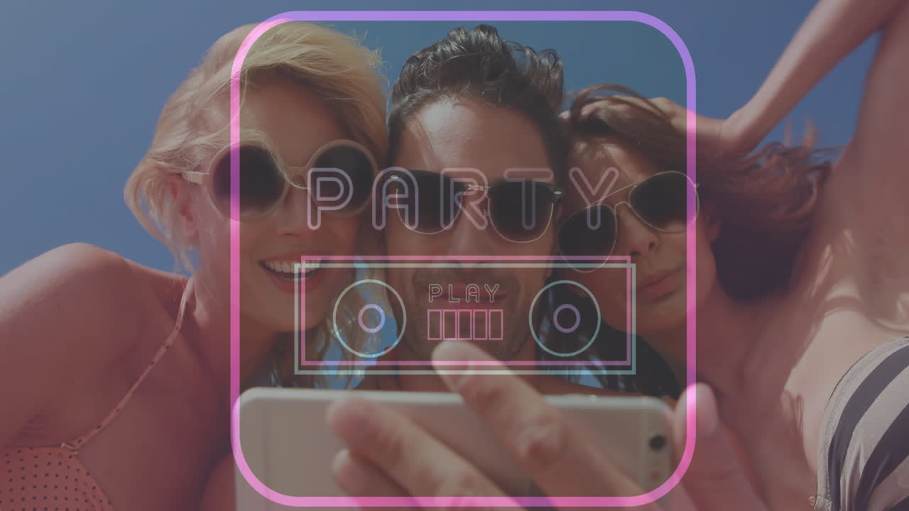 친구들이 야외에서 셀피를 찍는 파티 텍스트 애니메이션