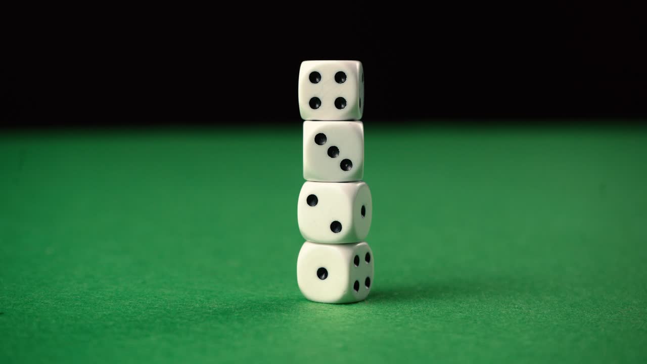 haciendo una torre de dados regulares