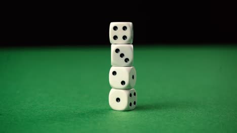 haciendo una torre de dados regulares