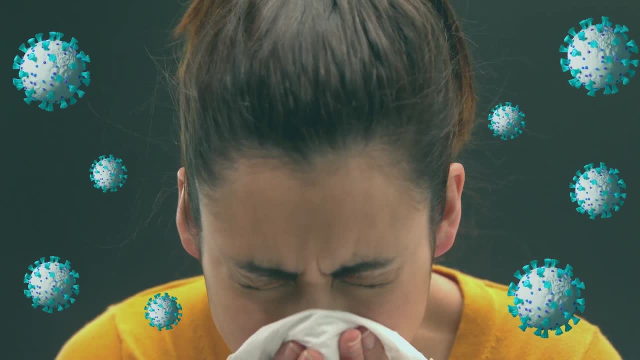 animación de células de virus sobre la mujer caucásica estornudando nariz