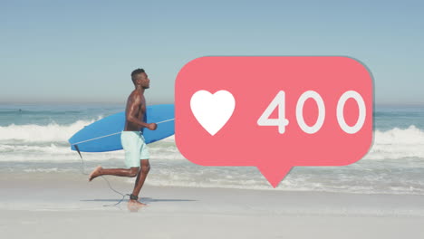 animación de burbuja de habla con icono de corazón y números sobre hombre corriendo con tabla de surf en la playa