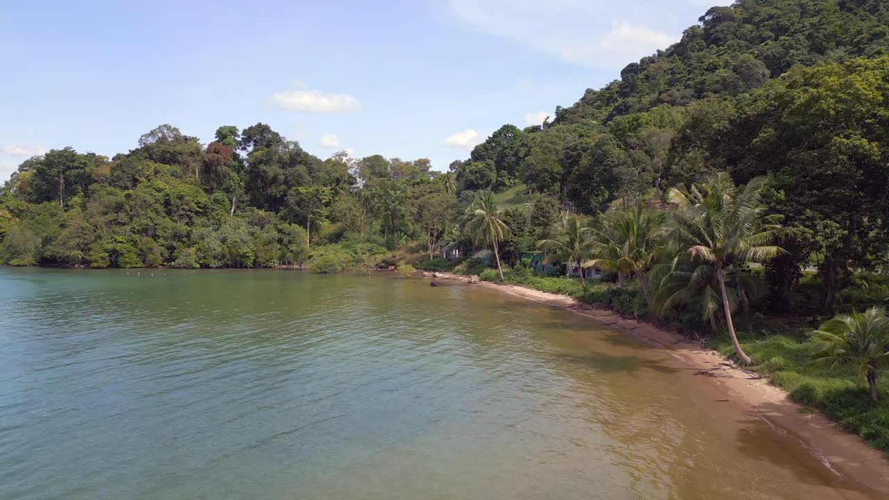 viviendas para refugiados en la costa