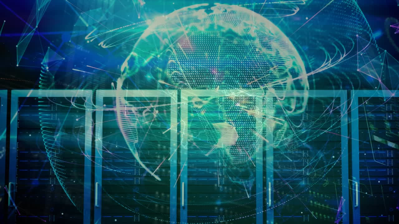 지구의 애니메이션, 파란색 배경에 컴퓨터 서버를 통해 디지털 데이터 처리