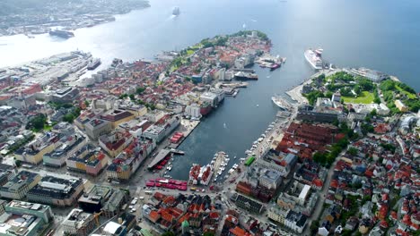 Bergen-Es-Una-Ciudad-Y-Municipio-De-Hordaland,-En-La-Costa-Oeste-De-Noruega.-Bergen-Es-La-Segunda-Ciudad-Más-Grande-De-Noruega.