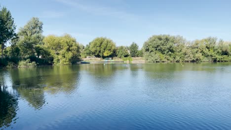 Milton-Lakes-Sind-Ein-Beliebter-Wildbadeplatz-In-Der-Nähe-Von-Cambridge