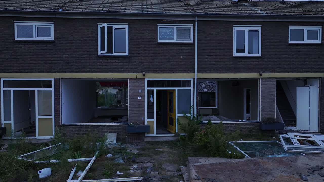 항공 영상, 구조적 손상, 주거 아파트 줄