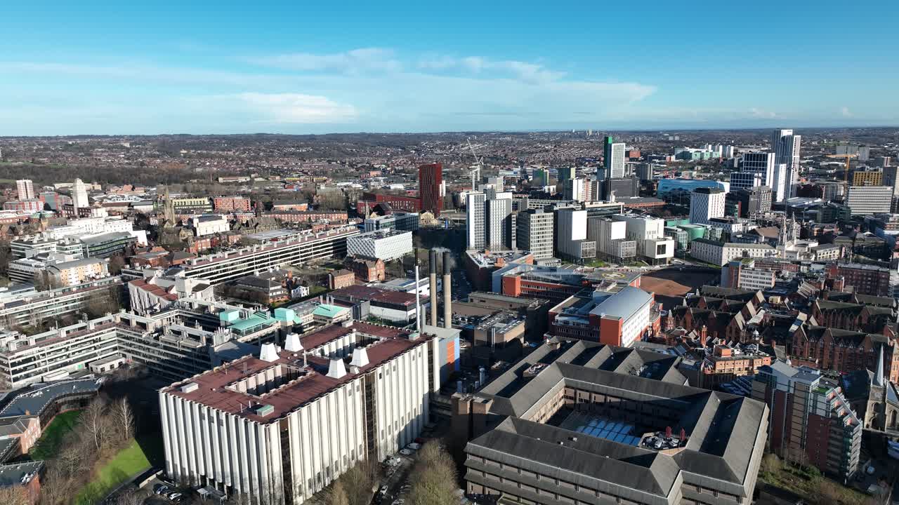 flyover centro de la ciudad de leeds en inglaterra