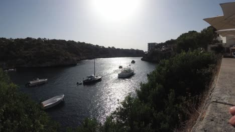 Spanien-Mallorca-Cala-Figuera-Ansicht-Von-Oben-Mit-Einer-Drohne-Bei-4k-24-Fps-Mit-Nd-filtern-Und-Zu-Verschiedenen-Tageszeiten-Mit-Dji-Mavic-Air