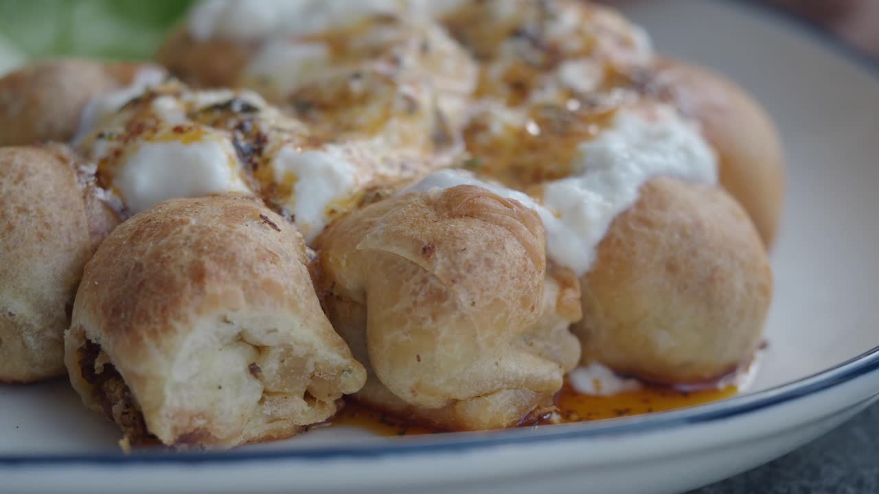 Mantı with Yogurt and Sauce