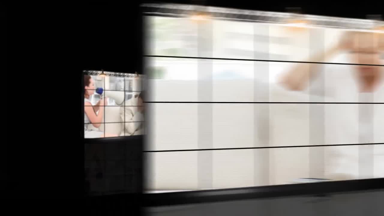 너무 많은 청구서를 지불해야 하는 스트레스를 받는 사람