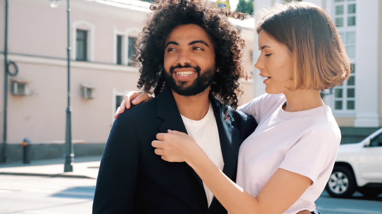 Couple interacting on the street
