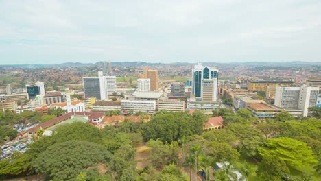 puntos de referencia en el centro de kampala en uganda.