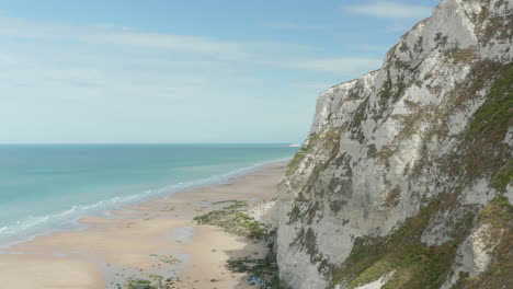 Cap-Blanc-Nez-in-France-on-Blue-Sky-Day,-Slow-Cinematic-Aerial-Drone-View