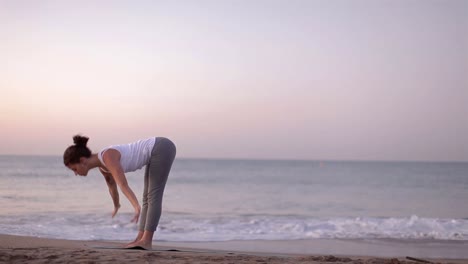 Lady-Doing-Yoga-Stretches-07