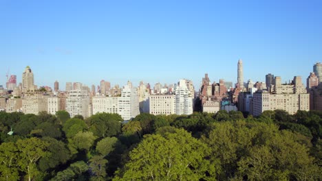 Septiembre-2021---4k-Antena-De-Manhattan-Desde-Central-Park,-Nyc,-Usa