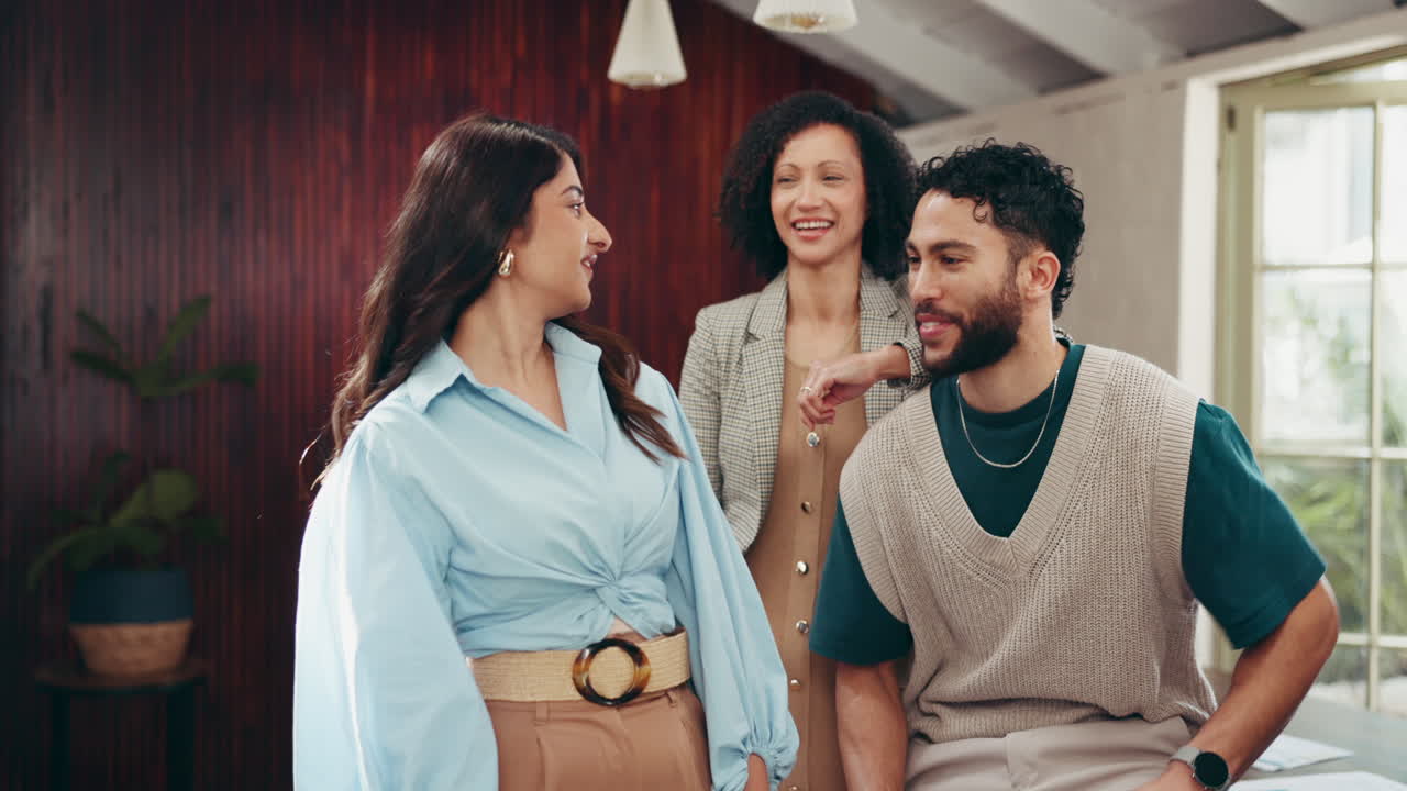 amigos tomando un selfie