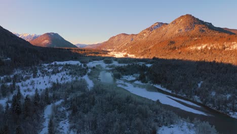 Isar-In-Den-Bayerischen-Alpen,-Deutschland