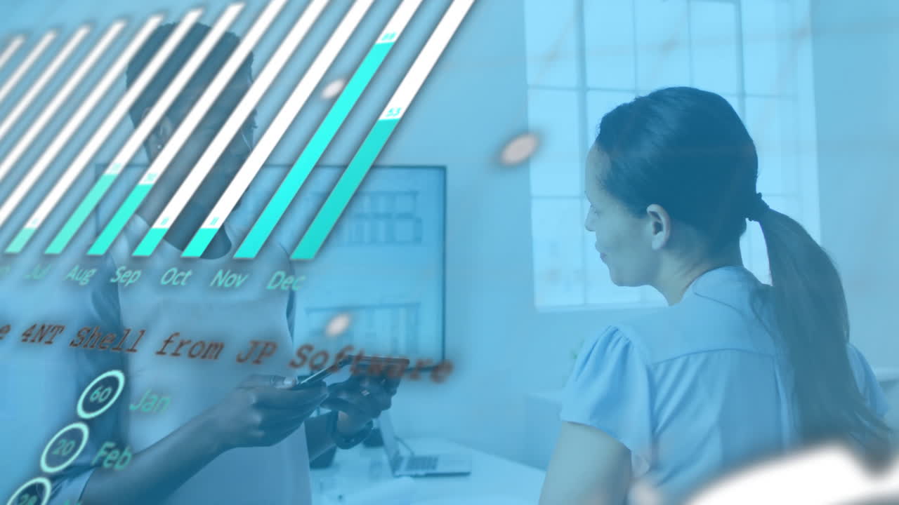 다양한 동료들이 사무실에서 일을 논의하는 금융 데이터 처리의 애니메이션