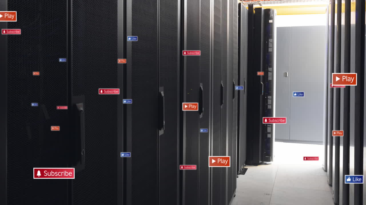 animación de los iconos de las redes sociales contra la sala de servidores de computadoras