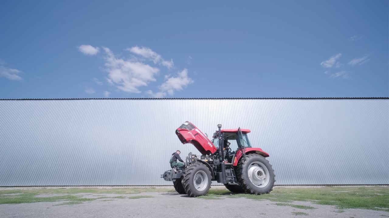 농부 기계 수리 트랙터, 개방 트랙터 후드, 엔진, 수리 농업 기술