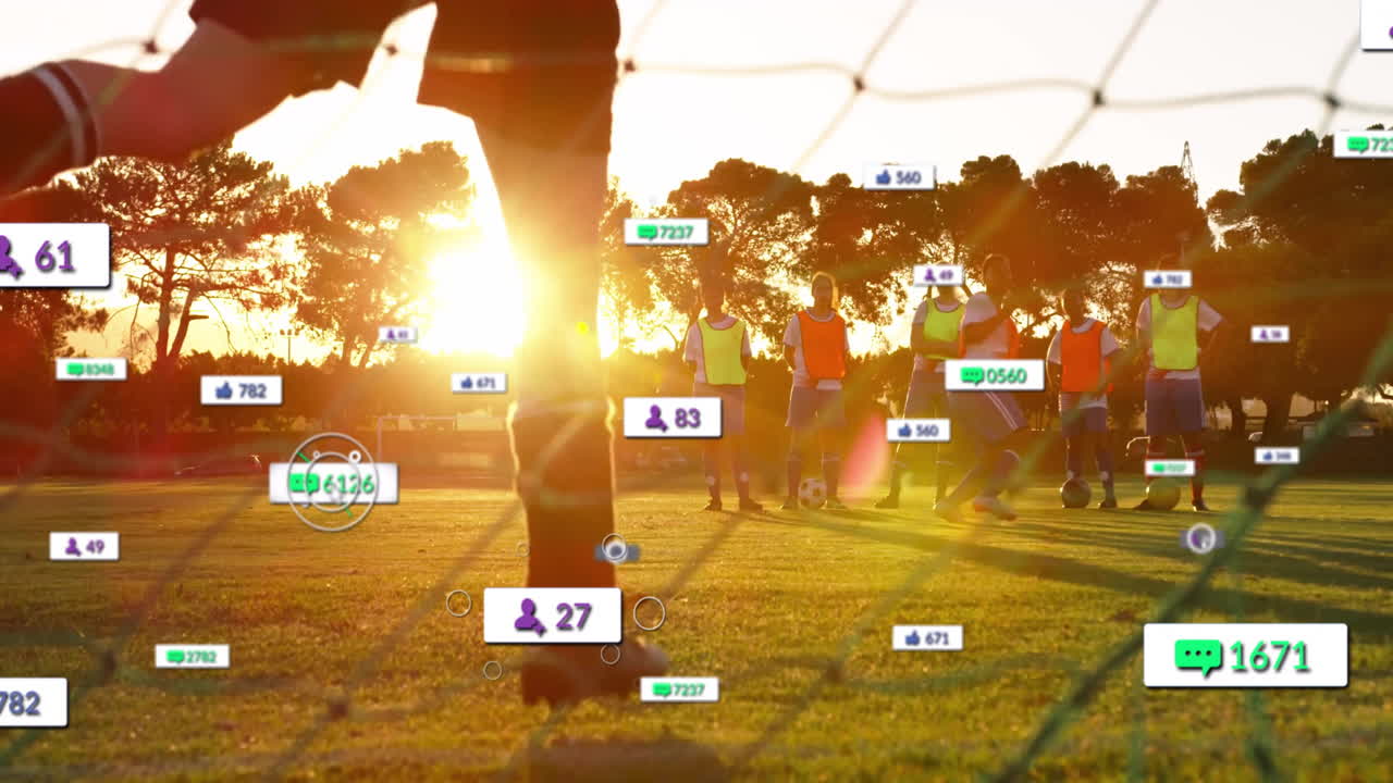 필드에서 다양한 축구 선수에 대한 디지털 데이터 처리의 애니메이션