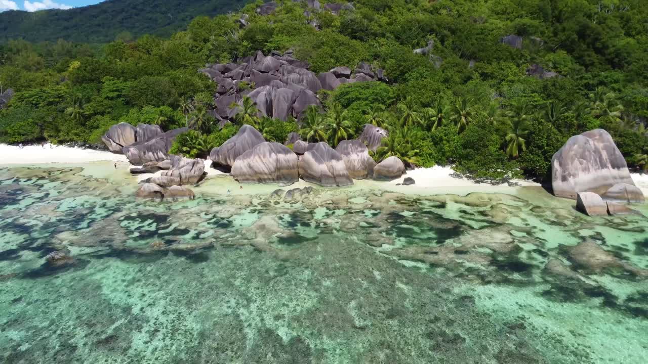 Pantai terindah di dunia, La Digue