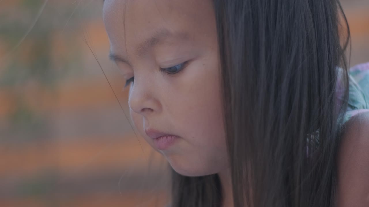 여자애의 클로즈업