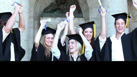 jóvenes graduados