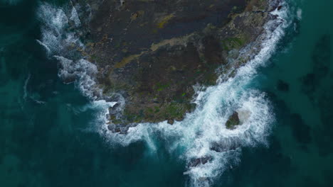 cinematic rock cliff beach waves seaside nature at wollongong sydney