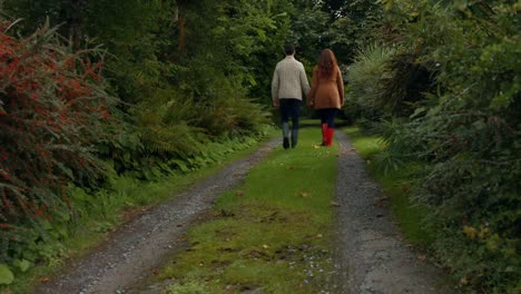 Happy-couple-walking-together