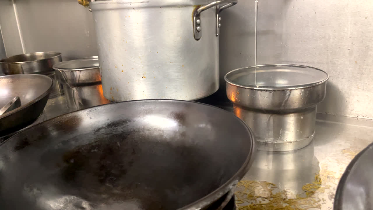 중국 테이크아웃 레스토랑, 요리 스토브, 오븐 전문 주방 웍 및 불꽃