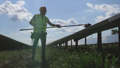 mantenimiento de los paneles solares