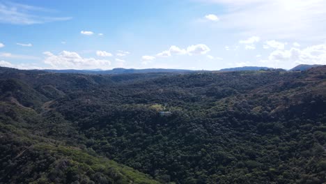 Drone-flight-over-Santa-María-del-Oro-mountain-range-reveals-country-house