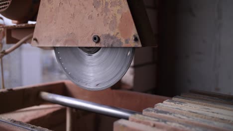 footage of circular saw for brick