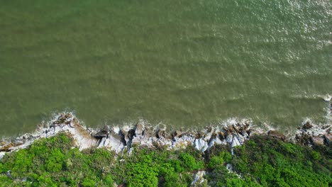 4k aerial drone view of beautiful sea waves, flight over sea.