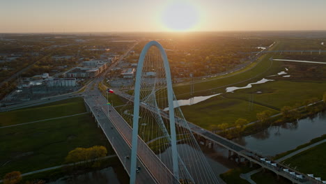 margaret hunt hill bridges that cross the trinity river