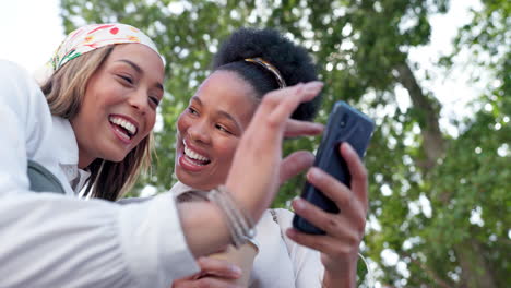 friends with smartphone, funny post on social