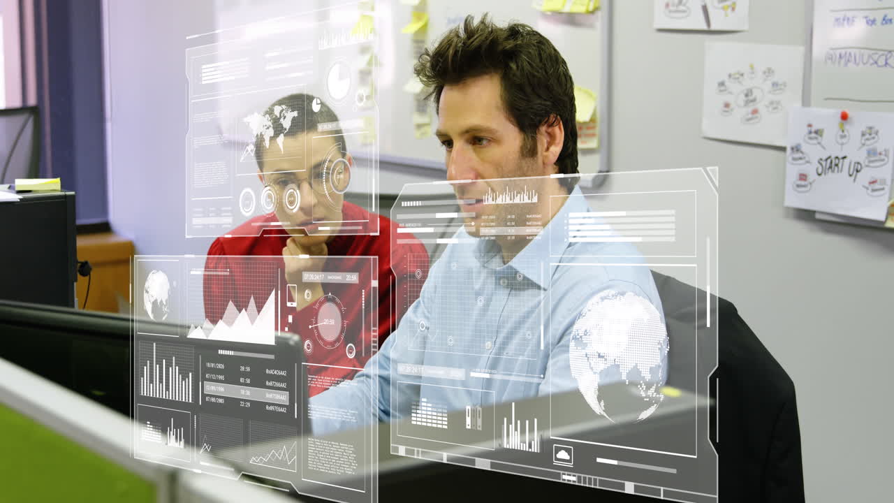 animación del procesamiento de datos financieros sobre diversas personas de negocios en la oficina