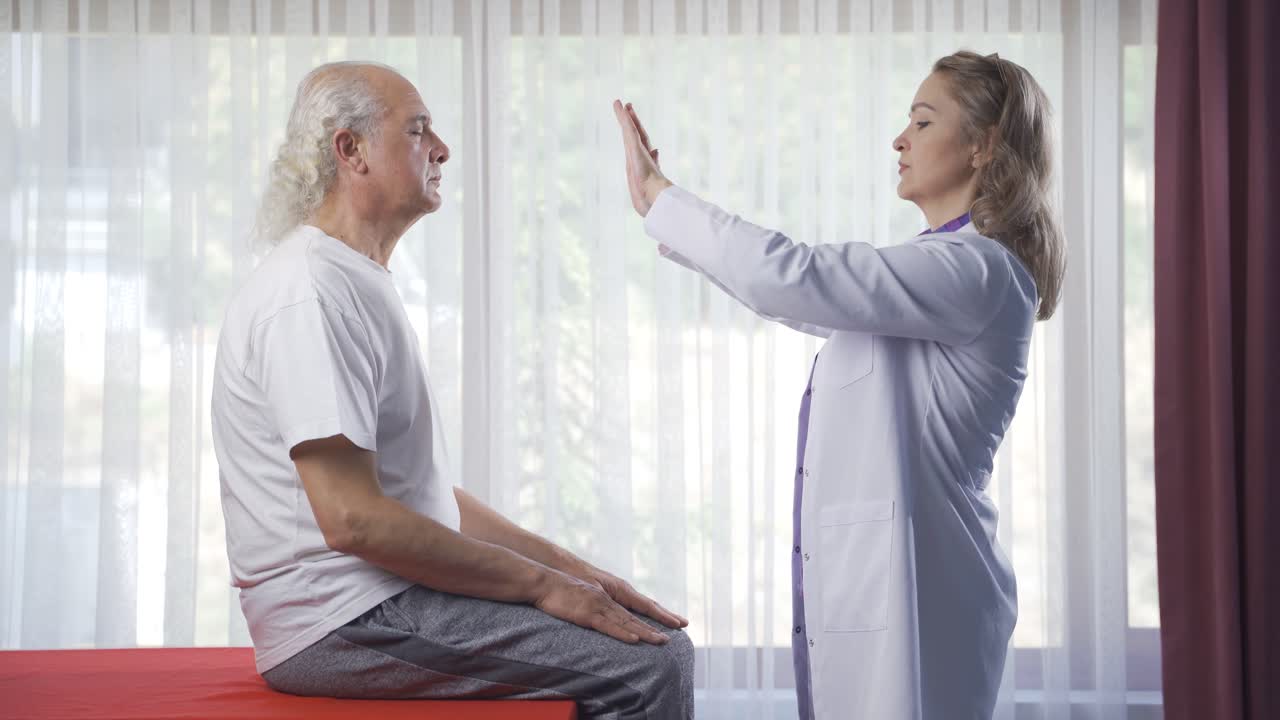 환자 치료에서. 생체 에너지 치료.