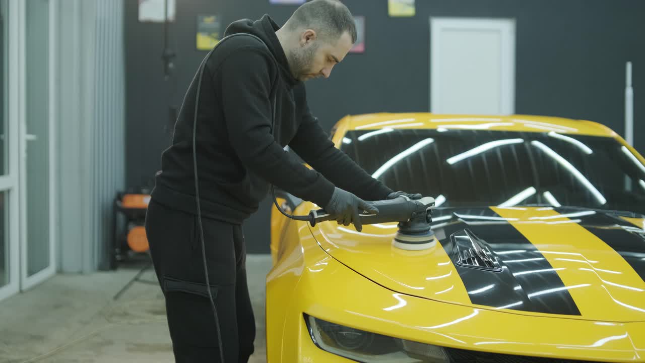 Professional Car Detailing – Washing, Ceramic Coating, and Interior Cleaning