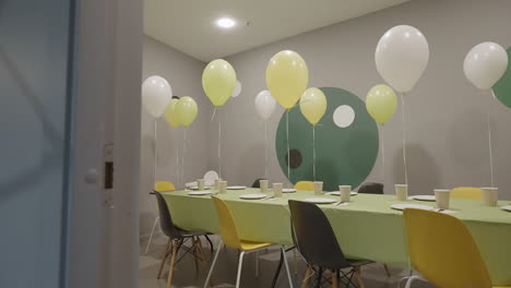 children's birthday party room