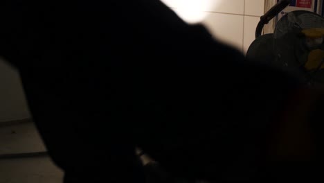 eliminación de azulejos de baño