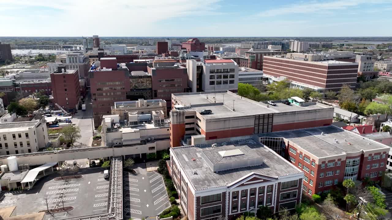 사우스 캐롤라이나 의과 대학에 공중 푸시