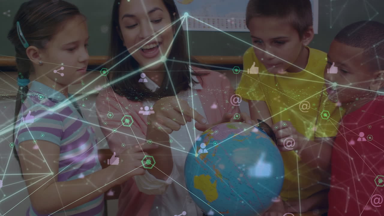 animación de la red de conexiones entre diversos escolares y maestras con el mundo