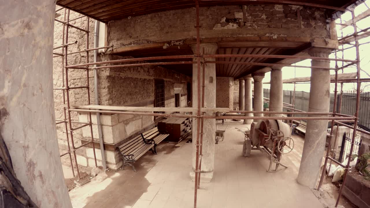 reconstrução de colunas de andaime de edifícios ancara