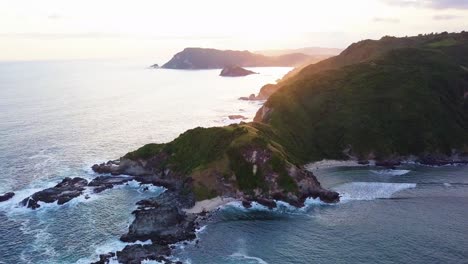 Küstenlinie-Auf-Der-Wunderschönen-Insel-Lombok-In-Indonesien