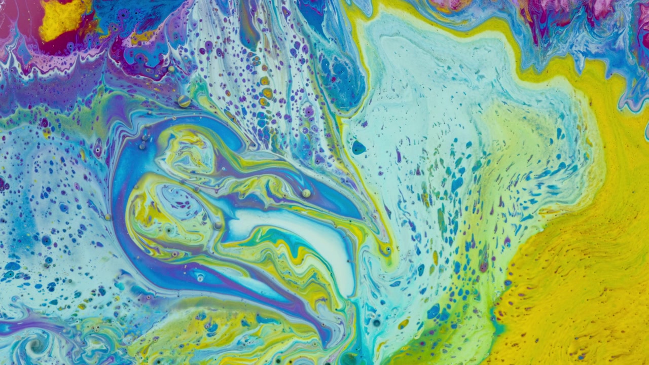 Colori macro che si fondono organicamente nell'olio