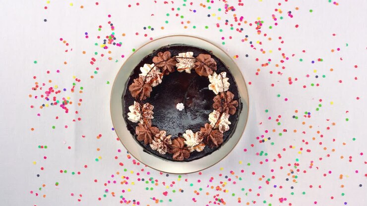 Chocolate cake with one candle 422 HQ