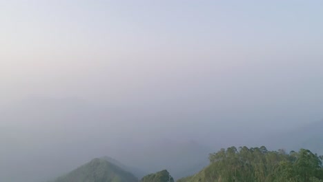 Kodaikanal-Ist-Eine-Ruhige-Bergstation-In-Südindien,-Die-Ein-Beliebtes-Sommerziel-Für-Indianer-Ist